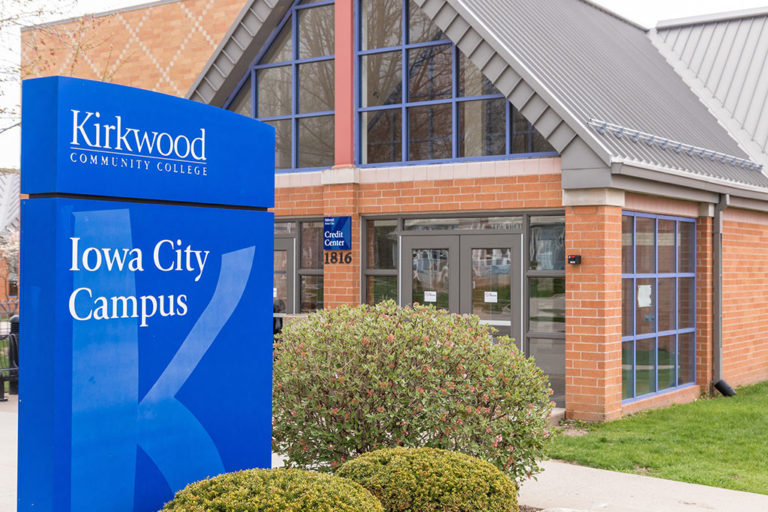 Iowa City Campus, City Promote Minority Entrepreneurship Newsroom