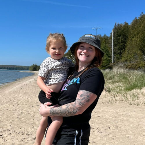 Dessa-at-the-Beach-with-Niece-Featured