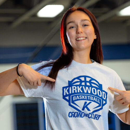 Linah-Pettifer-In-Johnson-Hall-Featured