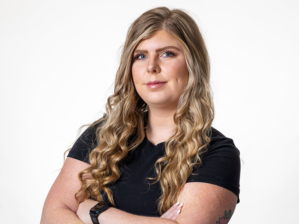 Destinee-Headshot-Featured